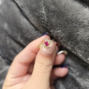 10k Yellow Gold Ruby And Diamond Ring Size 5.75 Promise Ring